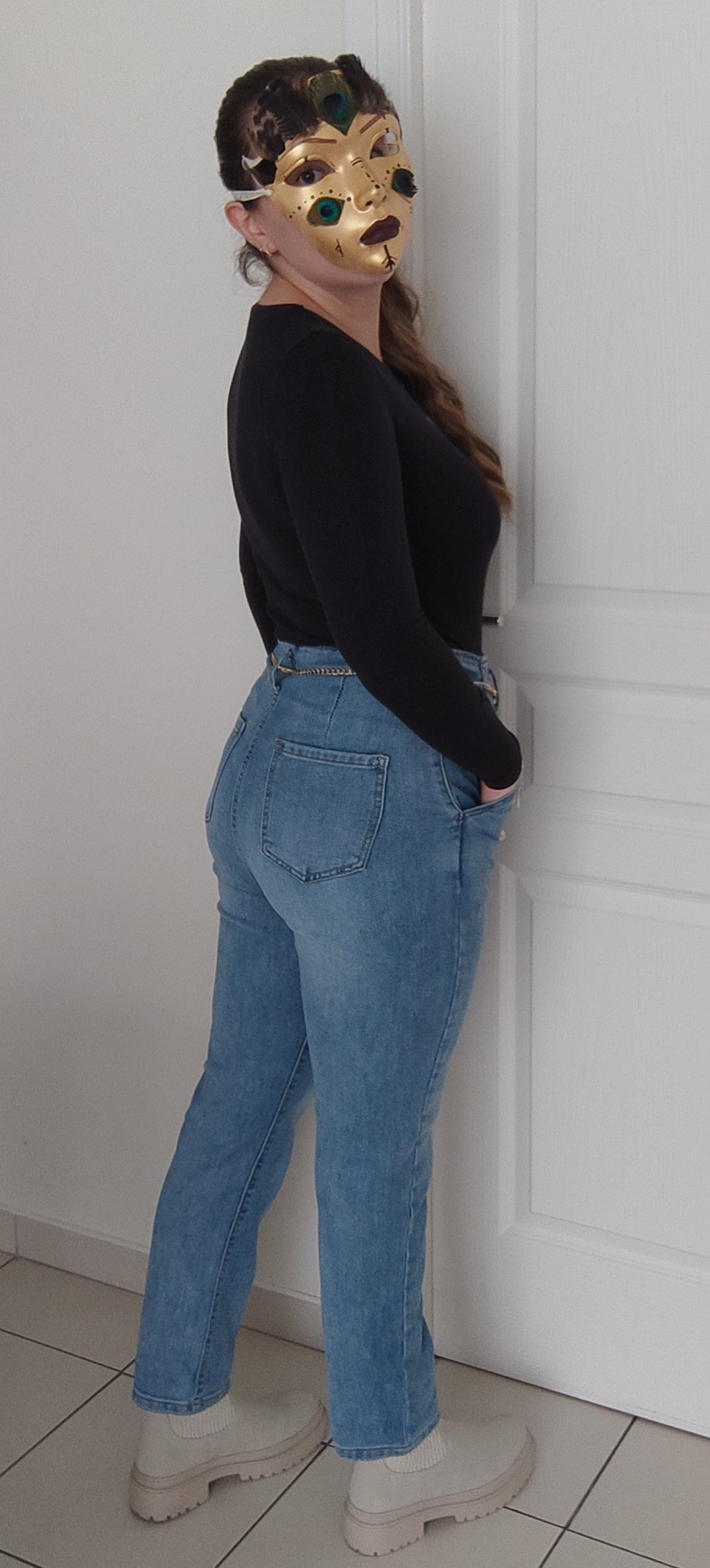 Jeans droit taille haute ajusté